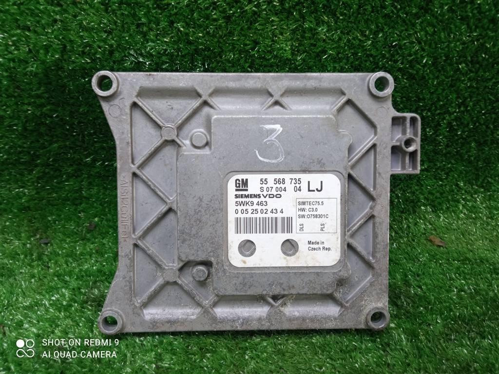 блок управления двигателем Opel Astra H рестайлинг (2006—2014) 2012, 1.6i Z16XER, 55568735 - фото №1