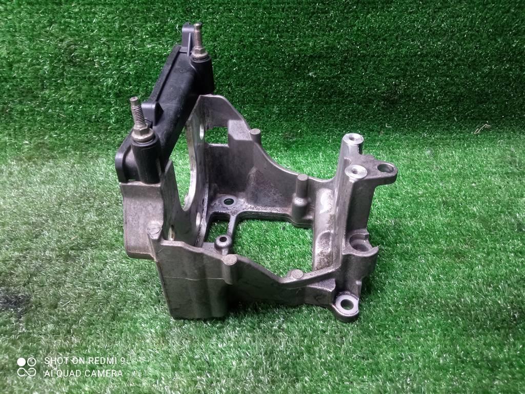 кронштейн ТНВД Land Rover Discovery IV (2009—2013) 2011, 9X2Q9A361CA - фото №1
