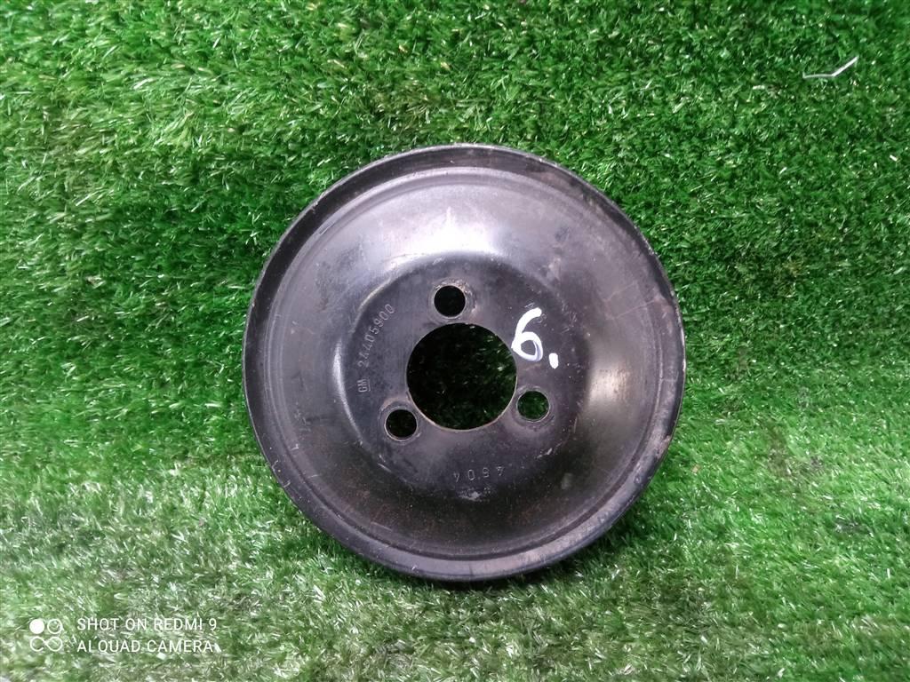 шкив помпы Opel Astra H рестайлинг (2006—2014) 2012, 1.8i Z18XER, 24405900 - фото №1