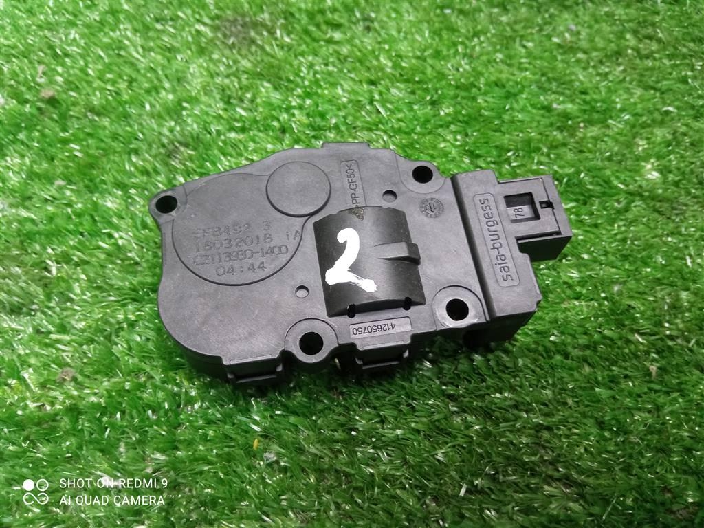 моторчик заслонки печки BMW X1 F48 (2015—2019) 2018, 2.0T B48A20A, 64119321034 - фото №1