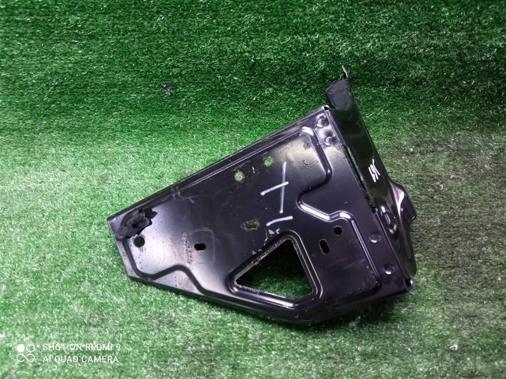 крепление фары левой BMW X1 F48 (2015—2019) 2018, 2.0T B48A20A, 51647342501 - фото №1
