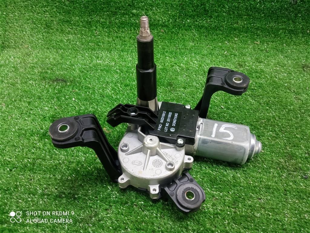 моторчик заднего стеклоочистителя (дворника) Opel Astra J рестайлинг (2012—2018) 2014, 1.6i A16XER, 13256917 - фото №1