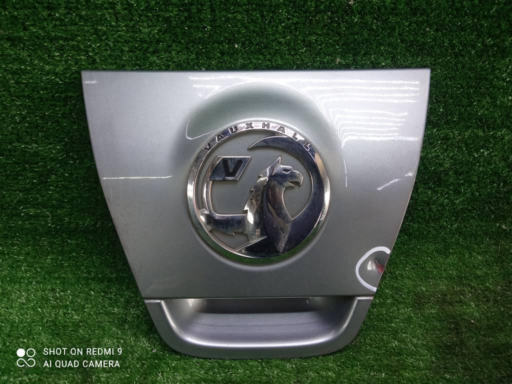 кнопка открытия багажника Opel Astra J (2009—2012) 2011, 1.6i A16XER, 13271374 - фото №1