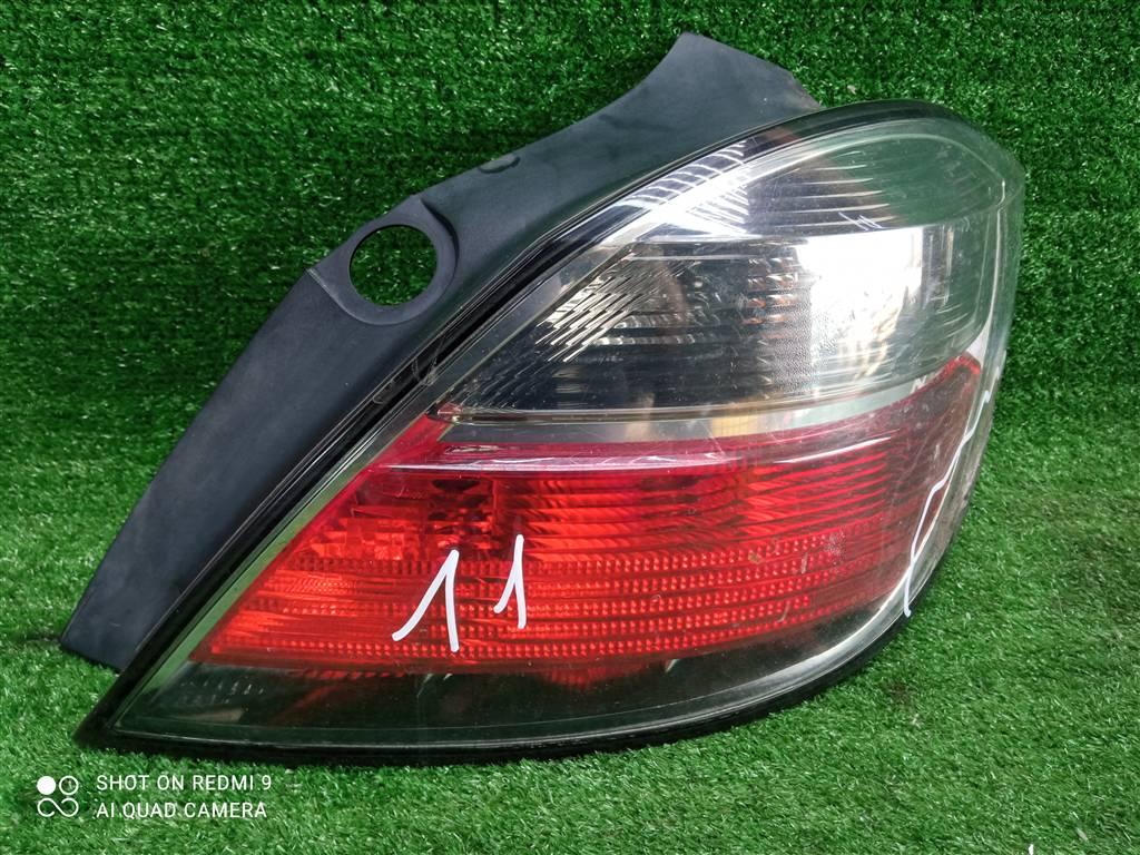 фонарь задний правый Opel Astra H рестайлинг (2006—2014) 2012, 1.8i Z18XER, 13222325 - фото №1