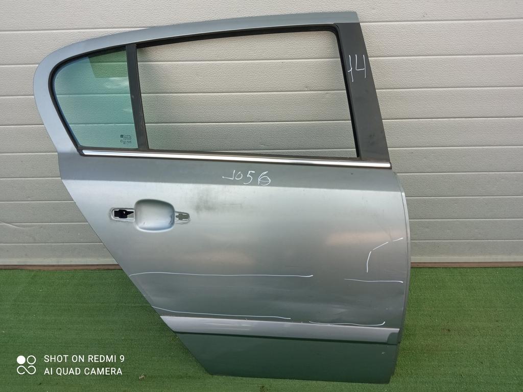 дверь задняя правая Opel Astra H рестайлинг (2006—2014) 2012, 1.6i Z16XER, 13162877 - фото №1