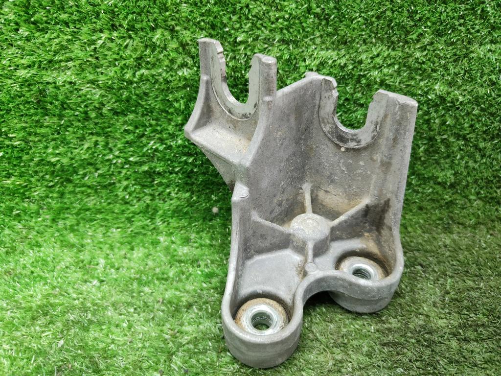 кронштейн КПП Chevrolet Cruze I (2009—2012) 2011, 1.6i F16D3, 96431022 - фото №1