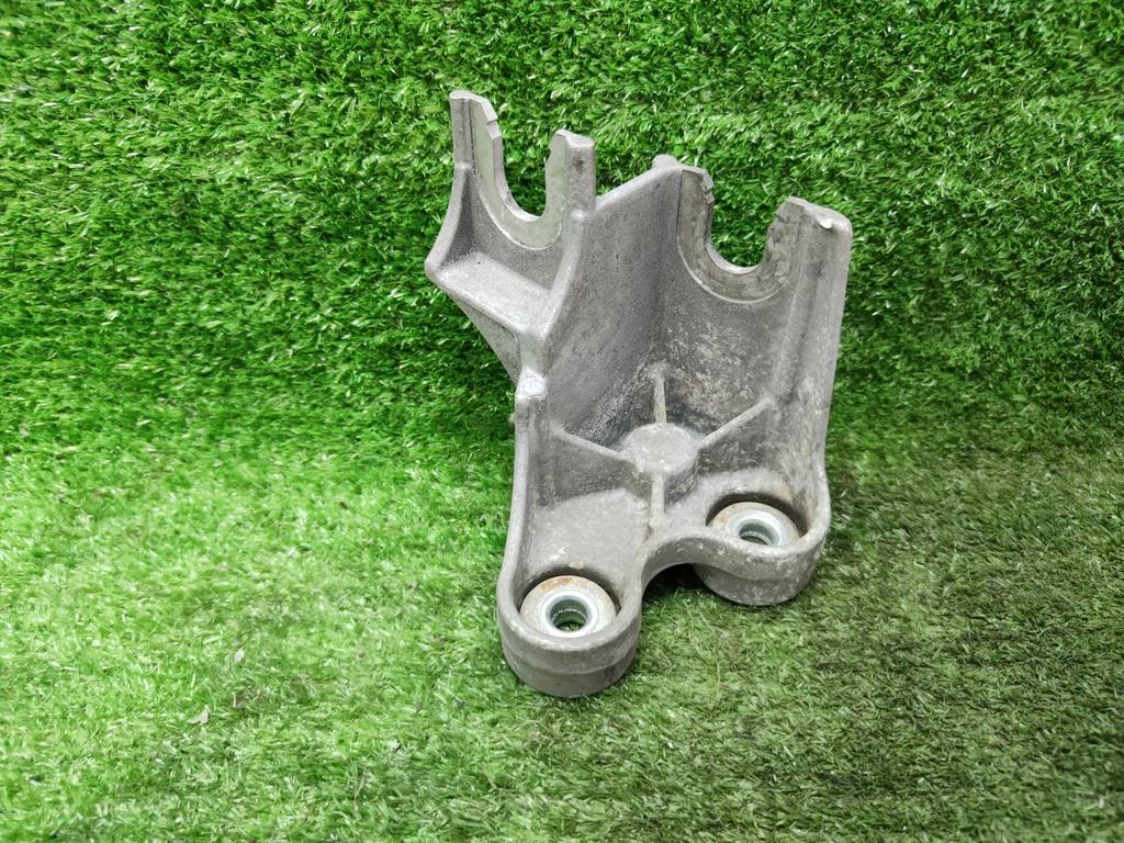 кронштейн КПП Chevrolet Cruze I (2009—2012) 2011, 1.6i F16D3, 96431022 - фото №1