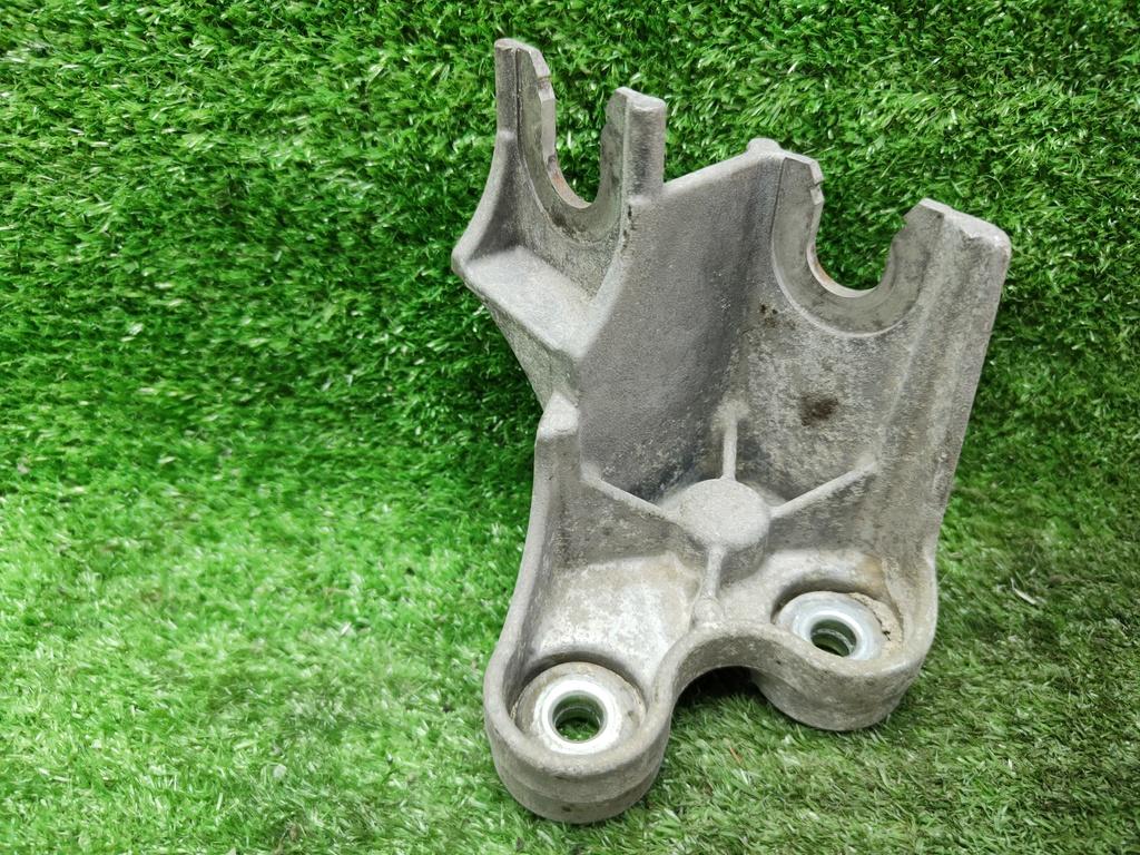 кронштейн КПП Chevrolet Cruze I (2009—2012) 2011, 1.6i F16D3, 96431022 - фото №1