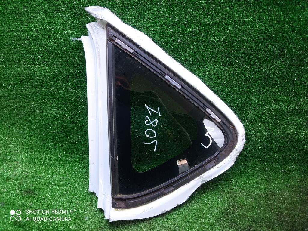 стекло кузовное боковое левое Opel Astra J (2009—2012) 2010, 1.6i A16XER, 13271404 - фото №1