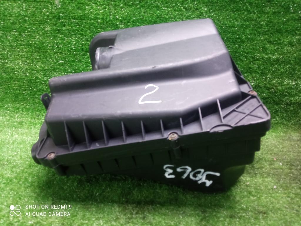 корпус воздушного фильтра Opel Astra H рестайлинг (2006—2014) 2012, 1.6i Z16XER, 13273413 - фото №1