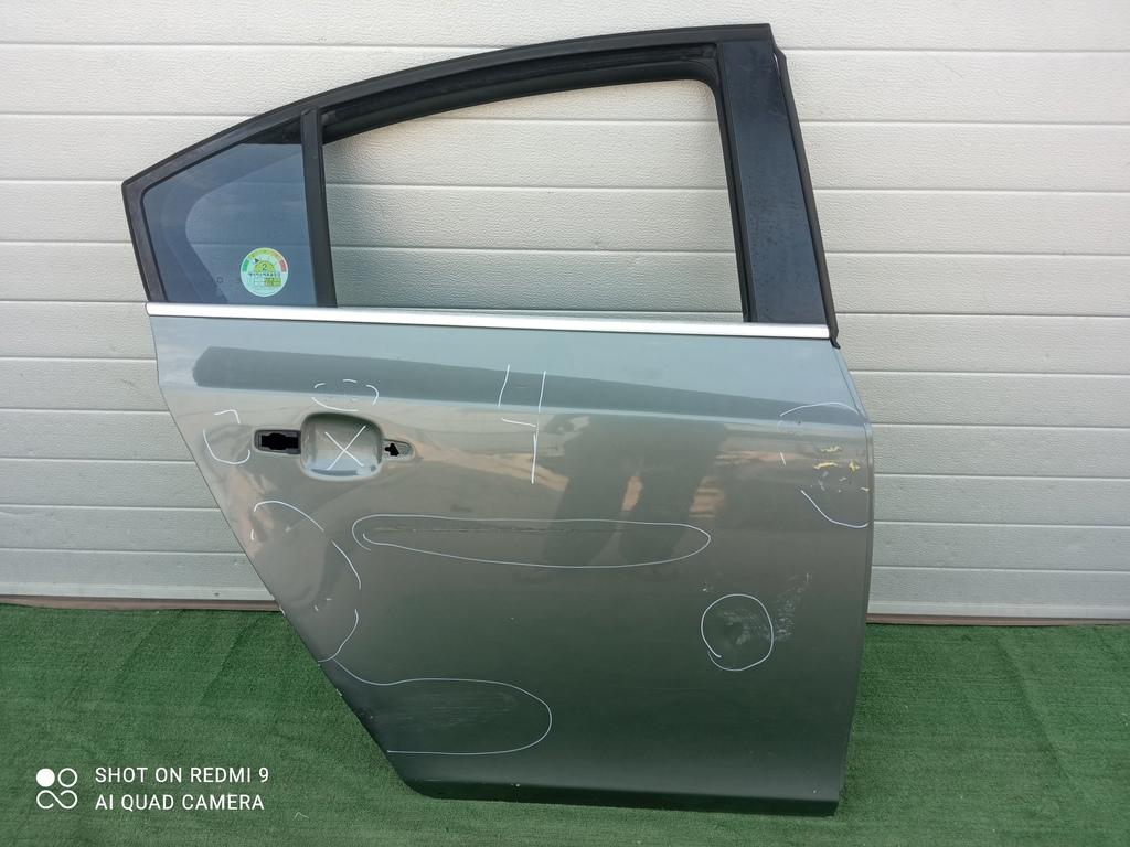 дверь задняя правая Chevrolet Cruze I (2009—2012) 2011, 1.8i F18D4, 94542530 - фото №1