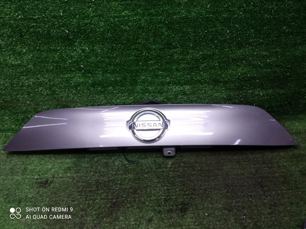 молдинг крышки багажника Nissan Qashqai II (2013—2019) 2014, 908104ES0H - фото №1