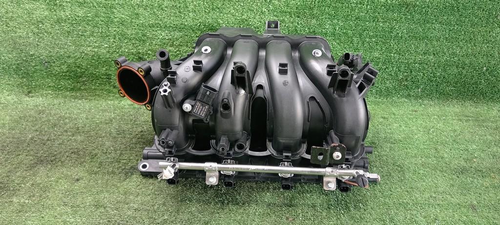 коллектор впускной Opel Astra J рестайлинг (2012—2018) 2013, 1.6i A16XER, 55561187 - фото №1