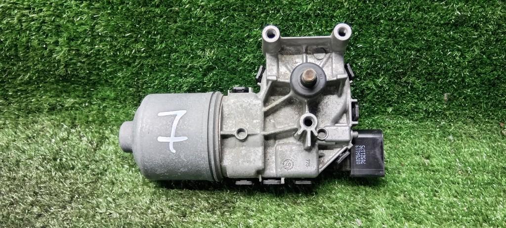 моторчик передних стеклоочистителей (дворников) Opel Astra H рестайлинг (2006—2014) 2008, 1.6i Z16XEP, 0390241538 - фото №1