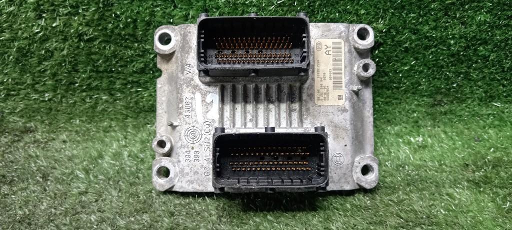 блок управления двигателем Opel Corsa D (2006—2010) 2008, 1.4i Z14XEP, 55557934 - фото №1