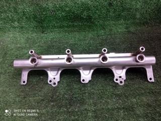 топливная рампа Volkswagen Passat B6 (2005—2010) 2009, 2.0TFSI BPY, 06F133317L