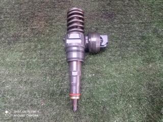 форсунка Volkswagen Touran I рестайлинг (2006—2010) 2009, 1.9TD BLS, 038130073BN