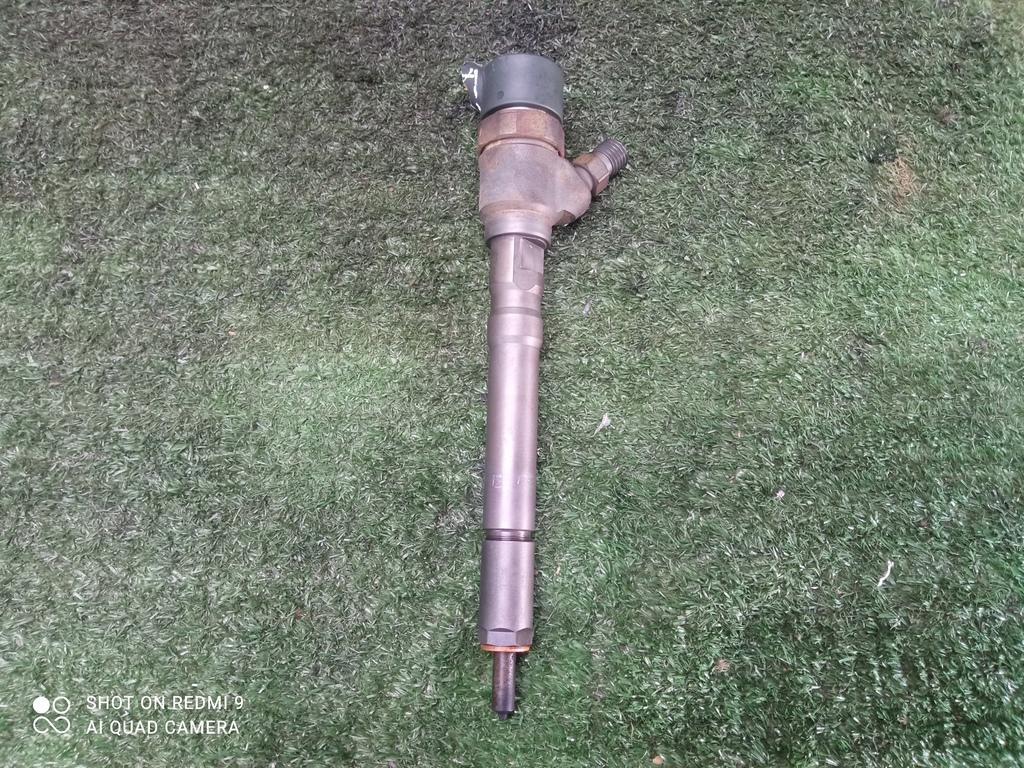 форсунка Hyundai Tucson I (2004—2015) 2013, 2.0CRDi D4EA, 3380027000 - фото №1