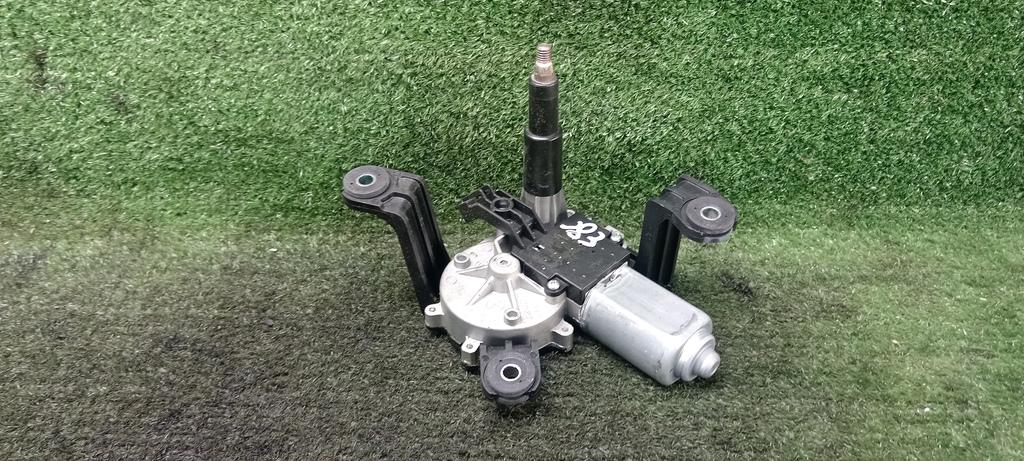 моторчик заднего стеклоочистителя (дворника) Opel Zafira C (2011—2016) 2013, 13256923 - фото №1