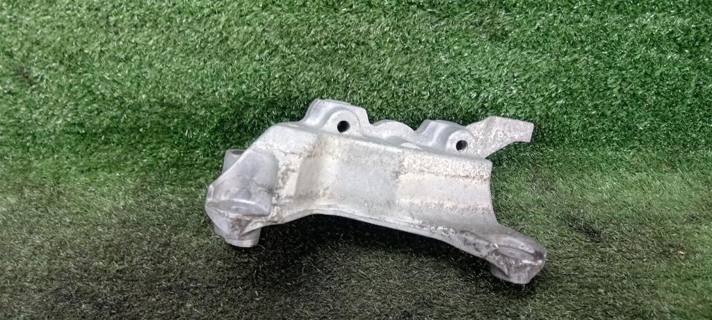 кронштейн двигателя Opel Insignia I (2008—2013) 2012, 1.8i A18XER, 13227753 - фото №1