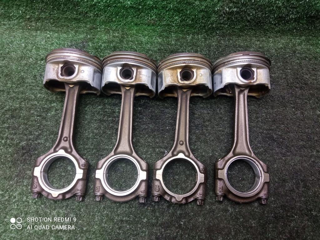 поршень Chevrolet Aveo I рестайлинг (2006—2012) 2010, 1.4i F14D4, 96464538 - фото №1