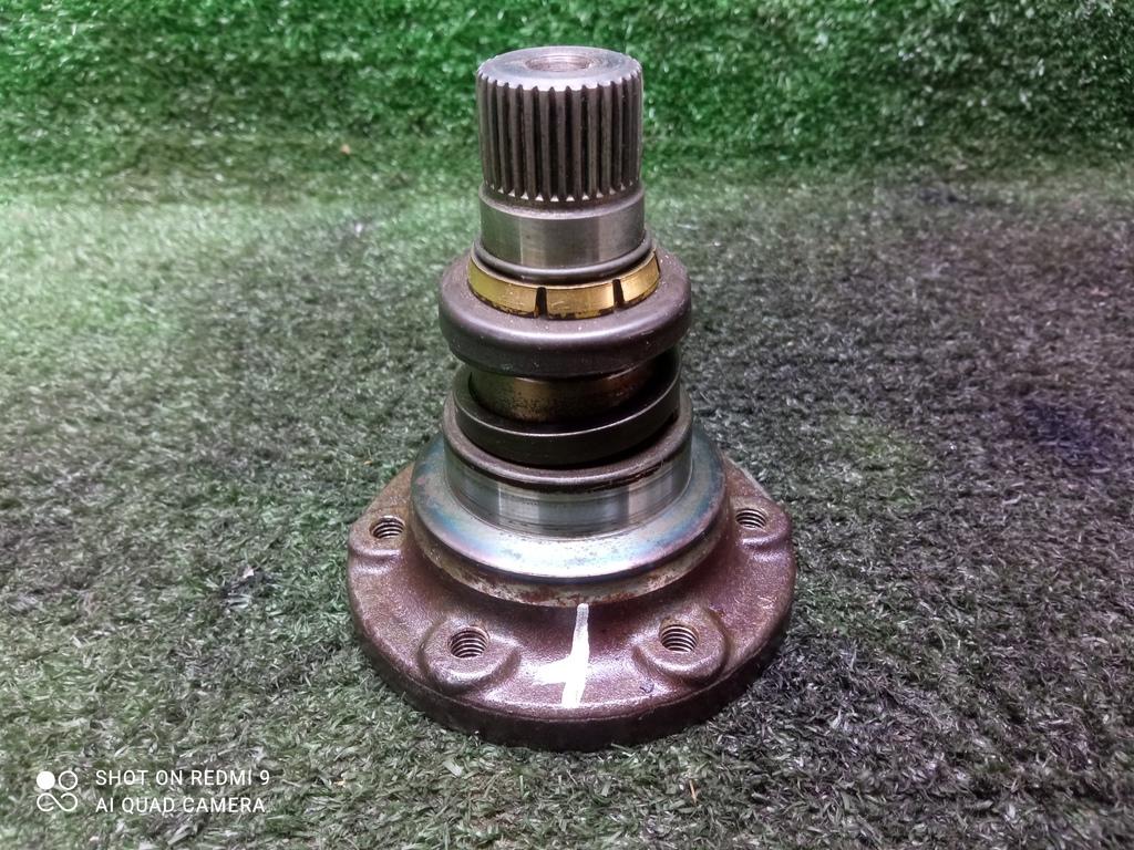 фланец КПП Volkswagen Golf Mk4 (1997—2006) 2005, 1.4i APE, 02K409355 - фото №1