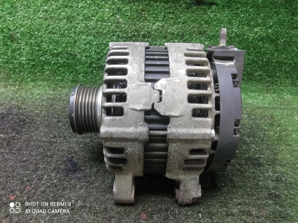 генератор Land Rover Freelander II (2006—2010) 2010, 2.2TD 224DT, 6G9N10300YC - фото №1