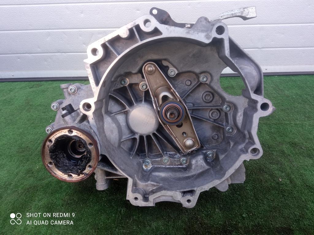 КПП механическая (МКПП) Skoda Fabia II (2007—2010) 2009, 1.2i CGPA, 02T300052Q - фото №1