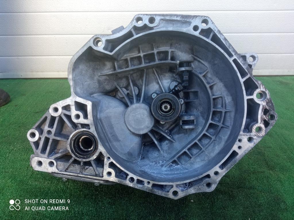 КПП механическая (МКПП) Opel Astra J (2009—2012) 2010, 1.6i A16XER, 94729479 - фото №1