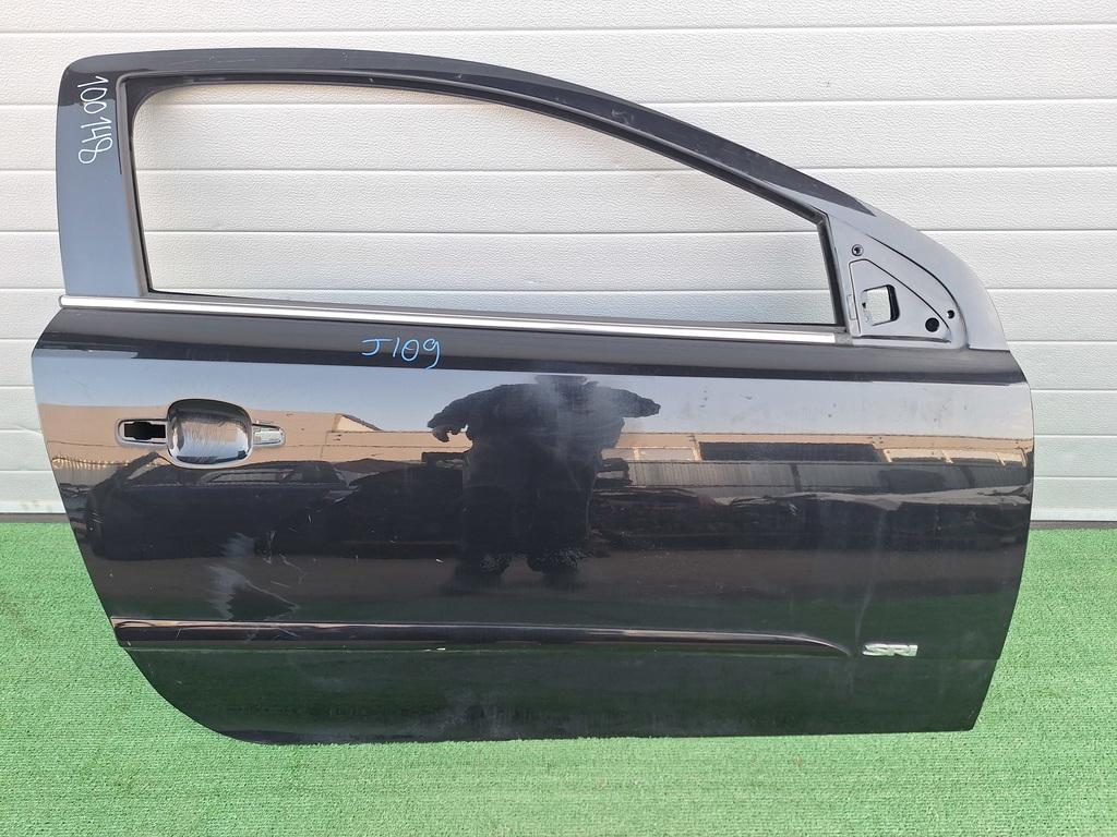 дверь передняя правая Opel Astra GTC H рестайлинг (2006—2014) 2010, 1.6i Z16XER, 13168044 - фото №1