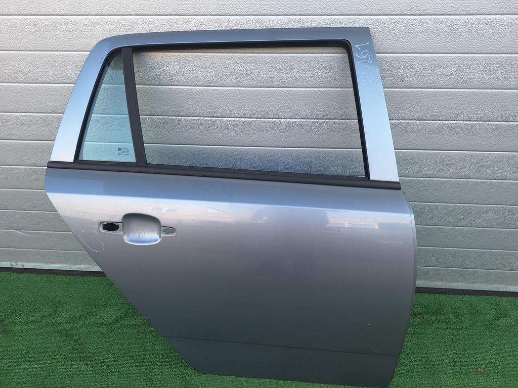 дверь задняя правая Opel Astra H рестайлинг (2006—2014) 2010, 1.8i Z18XER, 13168046 - фото №1