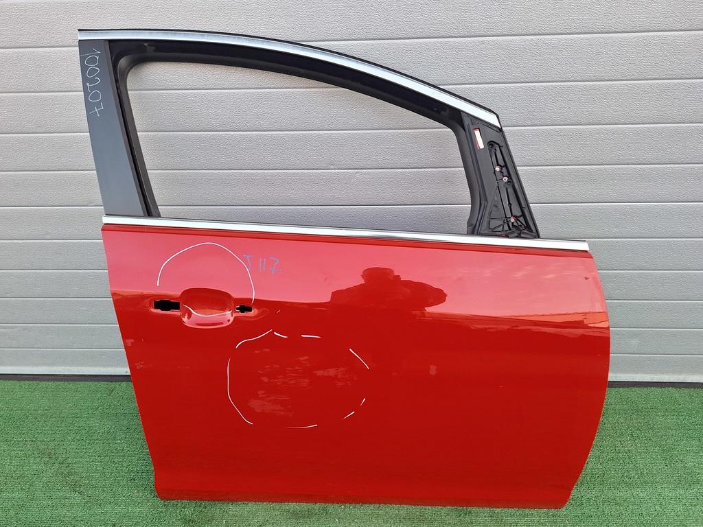 дверь передняя правая Opel Astra J (2009—2012) 2010, 1.6i A16XER, 13285607 - фото №1