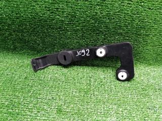 кронштейн заднего бампера Opel Astra J (2009—2012) 2010, 1.4T A14NET, 13283141