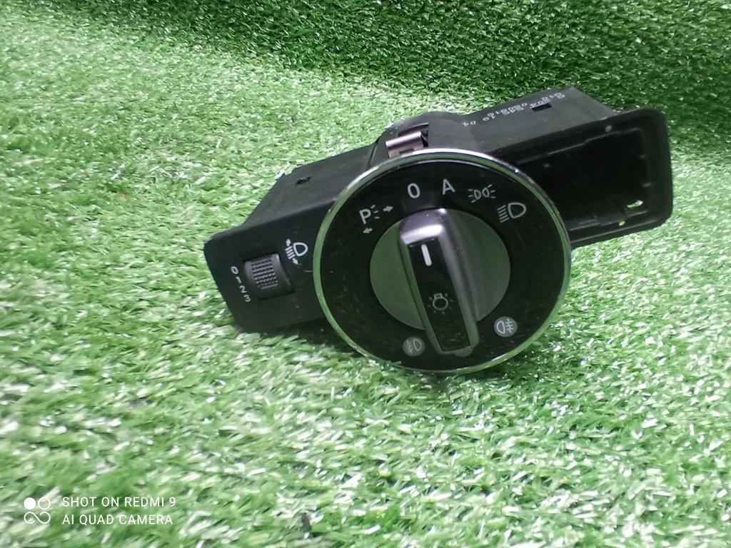 блок управления светом Mercedes-Benz C-Класс W204/S204 (2006—2011) 2009, 2.2TD 646.811, 2045451804 - фото №1