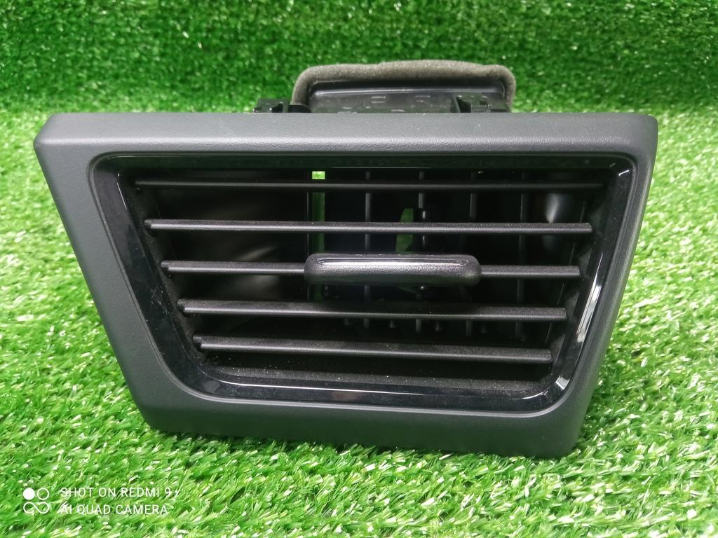 дефлектор обдува салона Nissan Leaf II (2017—2025) 2022, EM57, EA815312100 - фото №1