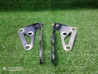 петля капота Opel Astra H рестайлинг (2006—2014) 2011, 1.6i Z16XER, 13213447