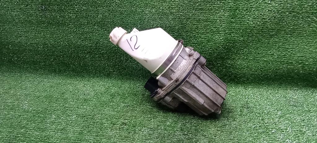 насос гидроусилителя руля Opel Astra H рестайлинг (2006—2014) 2008, 1.8i Z18XER, 13292554 - фото №1