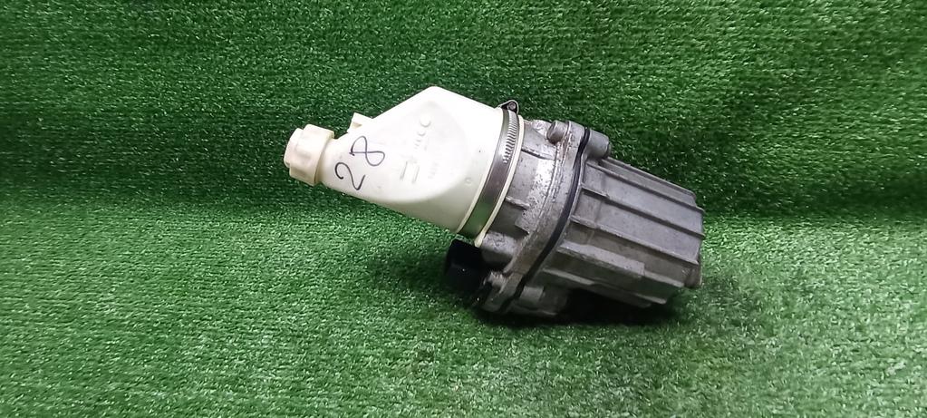 насос гидроусилителя руля Opel Astra H рестайлинг (2006—2014) 2008, 1.8i Z18XER, 13292554 - фото №1