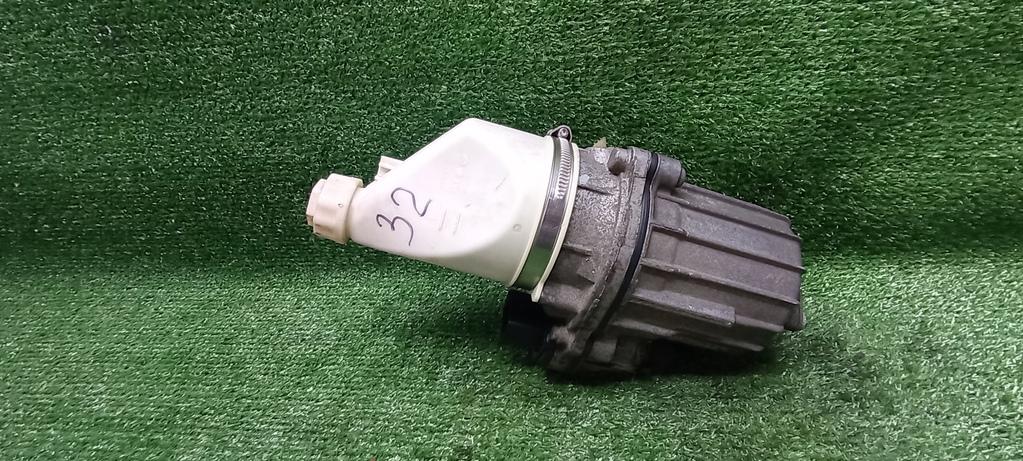 насос гидроусилителя руля Opel Astra H рестайлинг (2006—2014) 2008, 1.8i Z18XER, 13292554 - фото №1