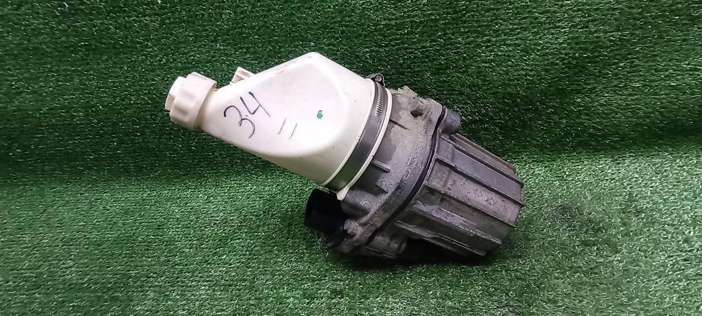 насос гидроусилителя руля Opel Astra H рестайлинг (2006—2014) 2008, 1.8i Z18XER, 13192897 - фото №1