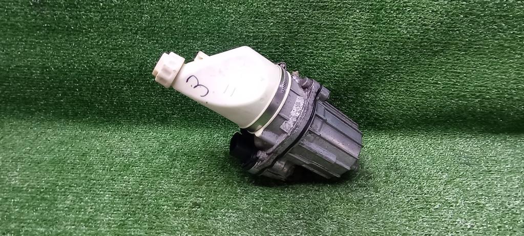 насос гидроусилителя руля Opel Astra H рестайлинг (2006—2014) 2009, 1.8i Z18XER, 13292554 - фото №1