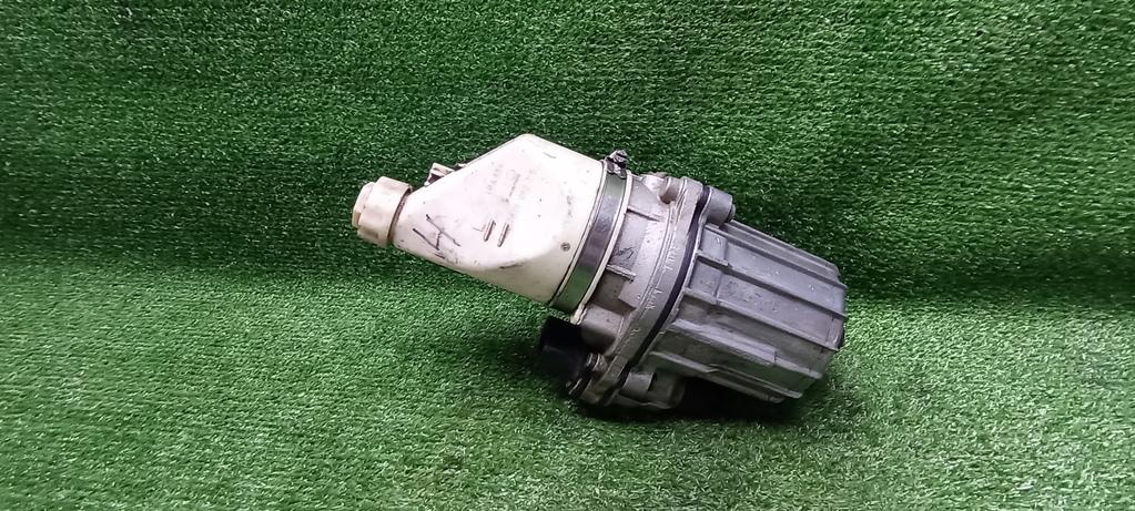 насос гидроусилителя руля Opel Astra H рестайлинг (2006—2014) 2009, 1.8i Z18XER, 13192897 - фото №1