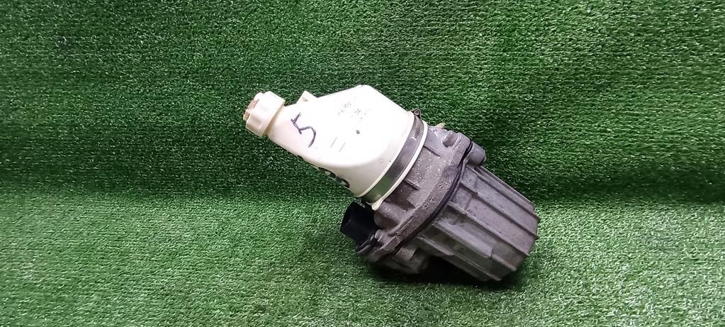 насос гидроусилителя руля Opel Astra H рестайлинг (2006—2014) 2009, 1.8i Z18XER, 13192897 - фото №1