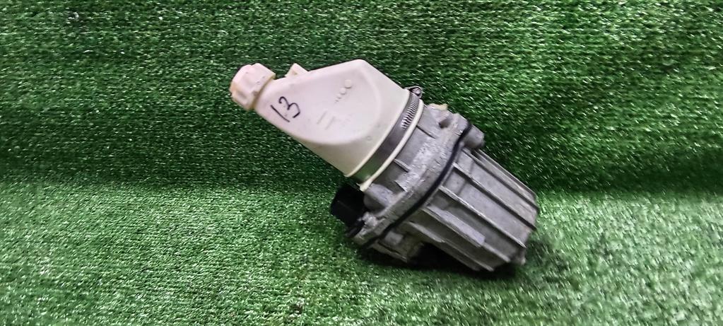 насос гидроусилителя руля Opel Astra H рестайлинг (2006—2014) 2009, 1.8i Z18XER, 13292554 - фото №1