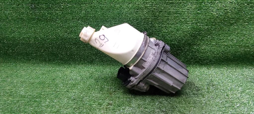 насос гидроусилителя руля Opel Astra H рестайлинг (2006—2014) 2009, 1.8i Z18XER, 13276990 - фото №1