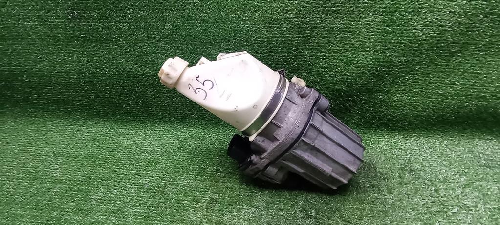 насос гидроусилителя руля Opel Astra H рестайлинг (2006—2014) 2009, 1.8i Z18XER, 13192897 - фото №1