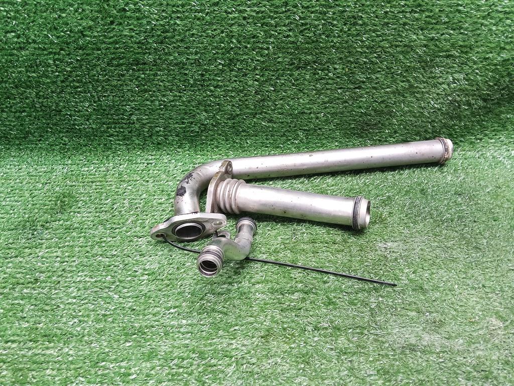 трубка охлаждающей жидкости Opel Zafira B рестайлинг (2008—2014) 2014, 1.8i А18XEL, 55353329 - фото №1