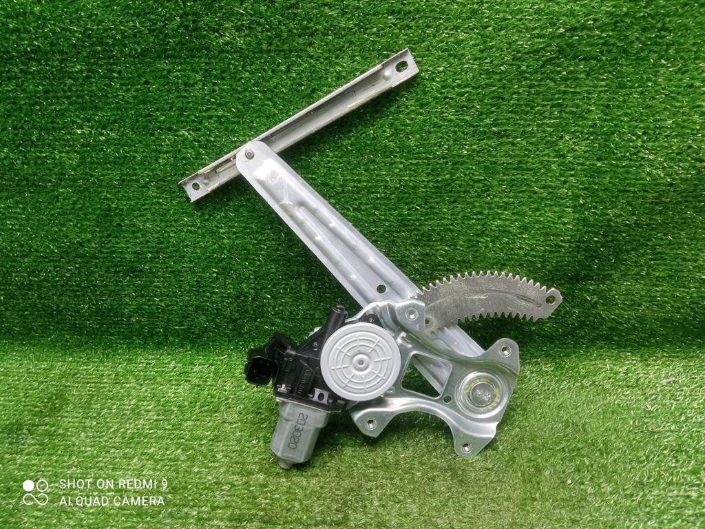 стеклоподъемник электрический задний правый Nissan Leaf II (2017—2025) 2022, EM57, 827201KA1C - фото №1