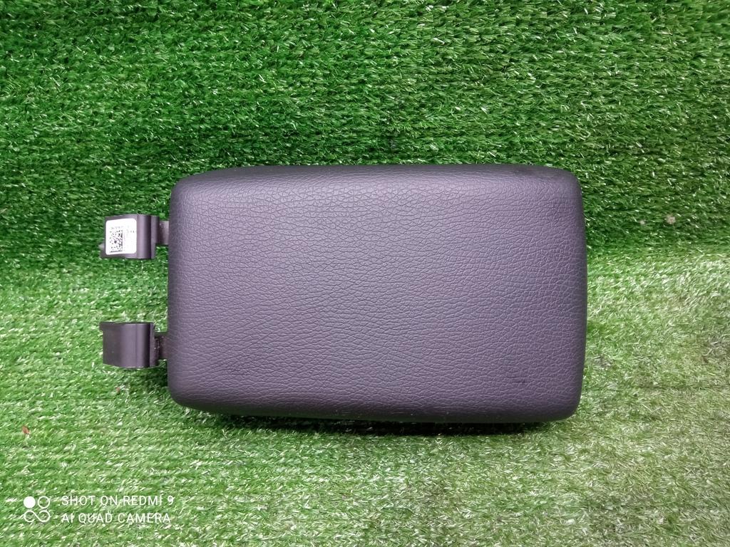 подлокотник Opel Astra J рестайлинг (2012—2018) 2013, 1.6i A16XER, 13258342 - фото №1