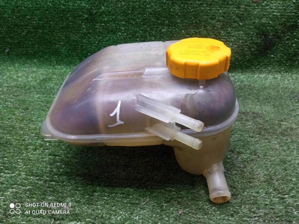 бачок расширительный Opel Zafira B рестайлинг (2008—2014) 2011, 1.8i Z18XER, 13127129 - фото №1